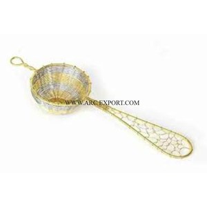 Marvelous Design Large Size Stainless Steel <b>Tea</b> <b>Infuser</b> with Wooden Handle Eco-Friendly Kitchenware Silverware <b>Tea</b> Strainer Sale - Product Image 5