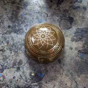 ต้นไม้แห่งชีวิตโลหะร้องเพลงชามทำด้วยมือทิเบตร้องเพลงชามร่างกายรักษาทิเบตร้องเพลงชามที่มีอยู่ในราคาโรงงาน - Product Image 2