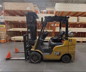 ผู้จัดจำหน่ายรถยกแบบ Reach truck และ VNA พร้อมบริการครบวงจร - Product Image 4