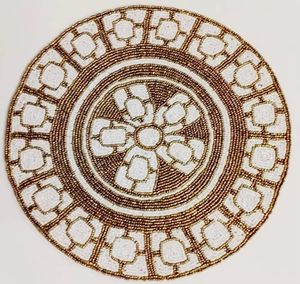 Napperon design coloré de vacances avec perles tapis design pour la décoration intérieure vaisselle table à manger tapis design de fête et de mariage - Product Image 2