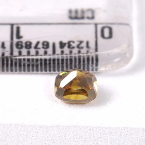 Diamante Cultivado en Laboratorio de Color Verde Amarillo con Corte Cojín, Popular, con Certificado IGI para la Fabricación de Joyas, Piedras Sueltas a Bajo Precio - Product Image 5