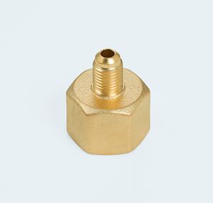 Adaptateur de cylindre en laiton 5/8 x 1/4, filetage 7/8-14 à 7/16-20, 1200 PSI pour bouteille de 61 kg vers ligne de charge, fabriqué en Inde - Product Image 5