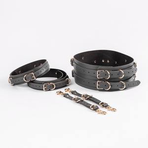 Ensemble de retenue BDSM 16 pièces de différentes couleurs et options de quincaillerie ceinture et menottes de cuisse BDSM-0011 en cuir de vachette véritable - Product Image 3