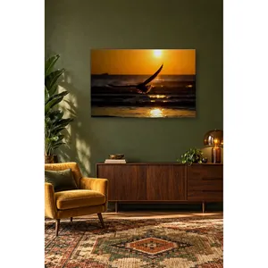 Impression sur toile : Fida, oiseau planant au-dessus de la mer au coucher du soleil - Product Image 5
