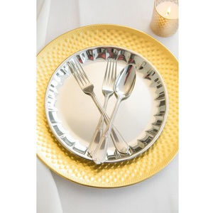 Juego de cubiertos de acero inoxidable con acabado negro, vajilla impresionante diseñada para brillar con prestigio, clase y belleza atemporal - Product Image 4