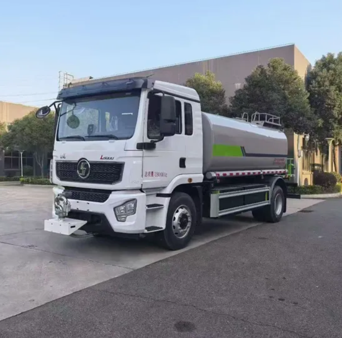 Shacman 4x2 Water Sprinkler Truck Multi