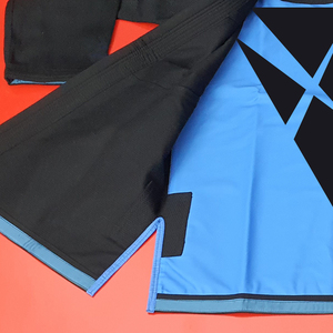 Meilleur vente en gros Vêtements de sport respirants unisexe de karaté MMA Hauts d'arts martiaux Couleur personnalisée pour les artistes martiaux - Product Image 2