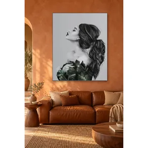 Femme Fida en profil, envelopnée de feuilles, impression sur toile noir et blanc - Product Image 1