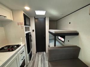 Nouveau Jayco J-a-y F-l-i-g-h-t S-L-X 170BH 2026 prêt à la vente - Product Image 3