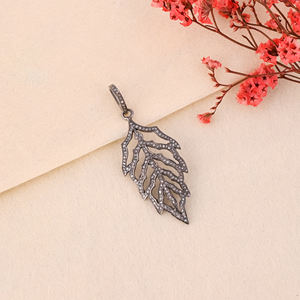 Colgante de Hoja para Mujer, Plata de Ley 925, Bañado en Rodio Negro, Diamante Natural con Incrustaciones, Estilo Vintage, Tamaño 45x20MM - Product Image 1