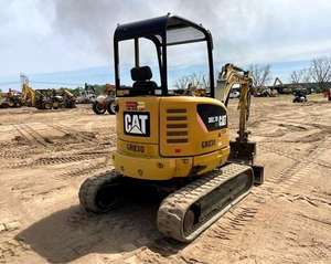 Excavatrice de terrassement 2016 CATERPILLAR 302.7D CR Excavatrice sur chenilles CAT d'occasion prête à expédier - Product Image 3