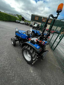 Nuevos tractores agrícolas compactos Solis 50 4x4 y Solis 26 manuales en venta - Product Image 2