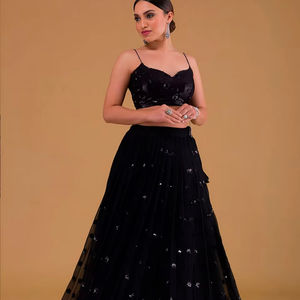 Ensemble Lehenga Choli Noir de Haute Qualité en Tissu Georgette Premium FATEMA FASHION Séchage Rapide Offre en Gros Idéale pour les Fêtes - Product Image 1