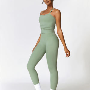 Conjunto de yoga personalizado completo transpirable bajo MOQ para mujer conjunto de mallas y Top hecho a medida de buena calidad para venta en línea - Product Image 4