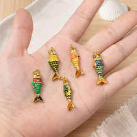Composants de bijoux : Breloques en laiton plaqué or 18 carats hypoallergéniques, avec pierre rose, cœur, turquoise, hippocampe et pendentif lune romantique