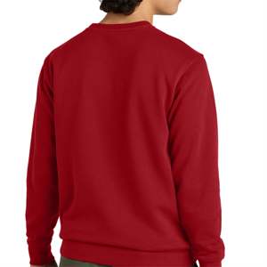 Sweat-shirt rouge à col rond en polaire classique pour homme, confortable et chaud, parfait pour les tenues de tous les jours et les activités de plein air fraîches - Product Image 5