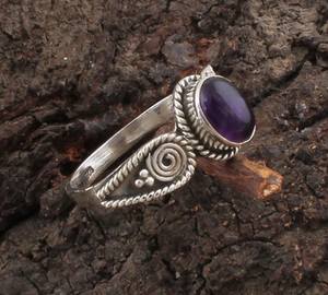 Bague en argent sterling artisanale avec améthyste, spirale bohème, pierre de naissance de décembre - Product Image 3