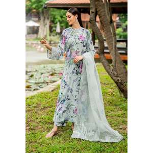 ชุดสูทผ้าพิมพ์ลายดิจิทัลสำหรับผู้หญิง Baroque-3PC พร้อมผ้าคลุมไหล่ปักลายออร์แกนซ่าและกางเกงพิมพ์ลาย-BIC-1062 - Product Image 1