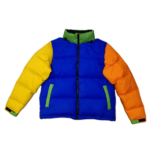 Chaqueta acolchada de gran tamaño con logotipo personalizado, chaqueta acolchada de invierno de alta calidad con logotipo en relieve 3D para hombre, chaqueta acolchada de lona con cuello levantado y relleno de algodón - Product Image 1