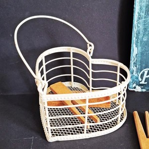 Heart shape wooden handle <b>mesh</b> <b>basket</b> <b>Storage</b> Metal <b>Mesh</b> and Circle Design Fruit Gardening Harvest <b>Basket</b> Kitchen Organizer - Product Image 1