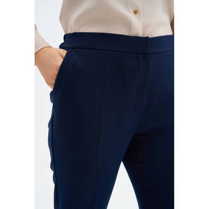 Pantalones de traje azul marino para mujer con cintura elástica en la parte trasera - Product Image 5