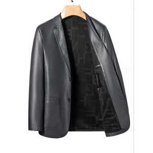 Abrigo de Cuero Casual para Hombre Estilo Old Money - Product Image 3