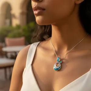Collier pour femme en argent sterling 925 plaqué rhodium avec pendentif en zircon et incrustation d'opale bleue, thème luxueux, pour un usage quotidien - Product Image 1