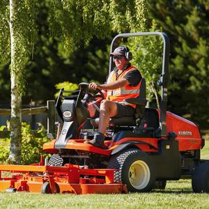 Kubota เครื่องตัดหญ้า Z781i พร้อมระบบส่งกำลังไฮโดรสแตติกใบมีดโกนสำหรับงานหนักและการตัดหญ้าเรียบ - Product Image 3