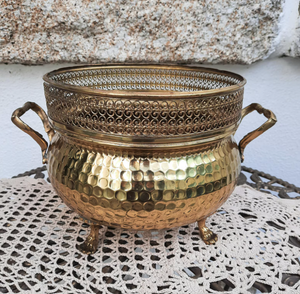 Jardinières en métal rondes en laiton gaufré et pot à fleurs décoratif pour la maison, ensemble de jardinières rondes dorées pour le jardin et le balcon - Product Image 1