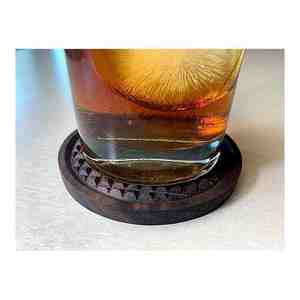 Nuevo aspecto con diseño de precio razonable y posavasos hechos a mano para bebidas madera de nogal diseño personalizado exportador indio con calidad superior - Product Image 1