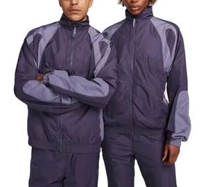 Conjunto de Dos Piezas de Chaqueta Cortavientos y Pantalones Deportivos para Hombre, Talla Grande, Ligero, Informal, para Exteriores, de Tela Transpirable, con Capucha, de Spandex/Poliéster - Product Image 1