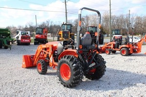Bomba de caja de cambios para tractor de un solo eje LX2620HSD 2024 con motor de 25 HP - Product Image 3