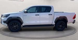 TO-YOTA HILUX 4.0 DOUBLE CAB INVINCIBLE 2.8AUT 4WD V6 SUV D-4D 4X4 Double Cabine AUTOMATIQUE TRANSMISSION - OCCASION 2021 - Product Image 2
