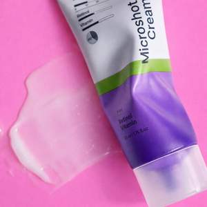 Crema de Microespinas con Retinol Vitamínico para el Cuidado de las Arrugas y la Mejora de la Textura de la Piel - Product Image 2