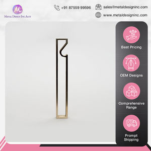 Nouvelle Arrivée Vente Chaude Conception Élégante Couleur Dorée Décoratif Laiton Cadre Ouvre-Bouteille pour Ouverture Bouteilles au Prix de Gros - Product Image 3