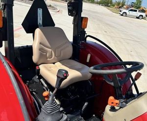 Tracteur sous-compact original 4wd Case Ih Farmall 35A d'occasion prêt au travail maintenant à bas prix de gros avec livraison rapide - Product Image 3