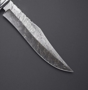 Vente en gros personnalisé OEM ODM Coutellerie Professionnel Couteaux de Chasse et Bowie Acier Damas Drop Point Bull Horn Handle - Product Image 5