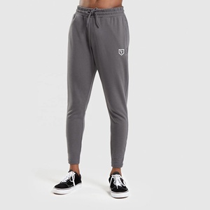 Vente en gros de vêtements de sport brodés décontractés personnalisés Pantalon de jogging à cordon Vêtements de sport pour hommes avec tissu multicolore - Product Image 6