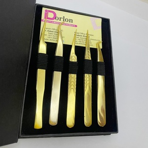 Pinzas de extensión de pestañas de acero inoxidable dorado personalizadas con etiqueta privada, certificado CE con punta fina para pestañas de volumen - Product Image 1