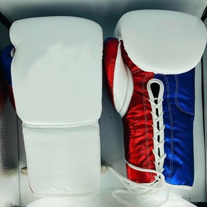 Gants de boxe d'entraînement de qualité supérieure sur mesure en tailles personnalisées en cuir de vachette véritable de couleur marron - Product Image 1