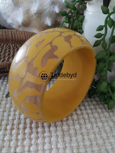 Bracelets en bois ethniques pour la saison des fêtes Bijoux de mode faits à la main en gros par Tradebyd - Product Image 2