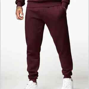 Survêtement coupe-vent pour hommes conçu sur mesure en gros avec ensemble pantalon matériel léger pour le jogging de gymnastique - Product Image 3