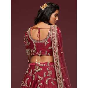 Conjunto de Lehenga Choli de Seda Super Maroon para Boda con Bordado de Hilo, Conjuntos para Mujer - Product Image 5