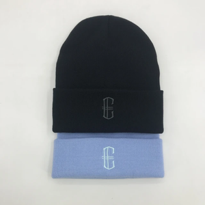 Gorra acrílica de calavera de alta calidad unisex, gorro de esquí de invierno con gorro de punto personalizado, patrón de letras bordadas, venta al por mayor - Product Image 3