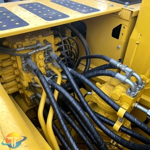 Miniexcavadora Komatsu PC220-8 con Motor de Calidad a Bajo Precio y Excelente Servicio Postventa - Product Image 4