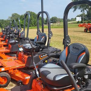 Wholesale Zero Turn <b>Mower</b> with Turbocharged Engine for High Performance Designed for Efficiency and Long Lasting Use - Product Image 1