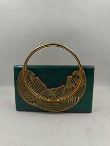 Poignée en métal faite à la main pochette de soirée en résine motifs classiques en résine indienne L'éclat subtil combiné avec le travail manuel - Product Image 5