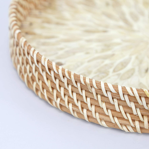 Wholesale Handcrafted Round Natural Seagrass <b>Tray</b> with MOP Base for Breakfast From Vietnam - Product Image 3