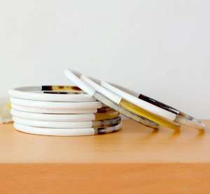 Brazalete de Cuerno de Búfalo Natural Genuino, Brazalete de Cuerno Blanco con Acabado Lacado, Estilo Moderno, Hecho a Mano, Joyería de Moda Duradera, ARTESANÍA - Product Image 4