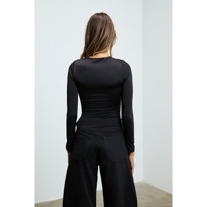 GRIMELANGE Blusa elástica ajustada para mujer, cuello redondo, escote bajo, estilo Roba - Product Image 6